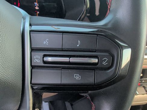 Used 2023 Chevrolet Colorado Z71 w/ Z71 Convenience Package 2 AWD/4WD image 31