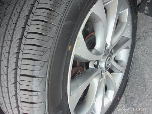 Used 2015 Nissan Juke S AWD/4WD image 8