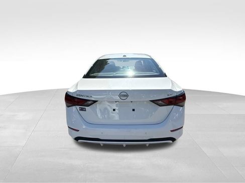 Used 2024 Nissan Sentra SV FWD image 4
