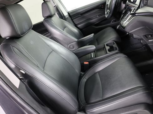 Used 2021 Honda Odyssey Touring image 42