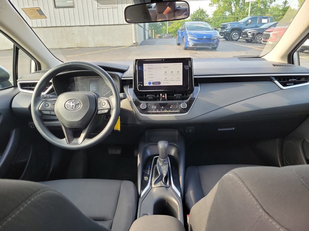Used 2024 Toyota Corolla LE FWD image 13