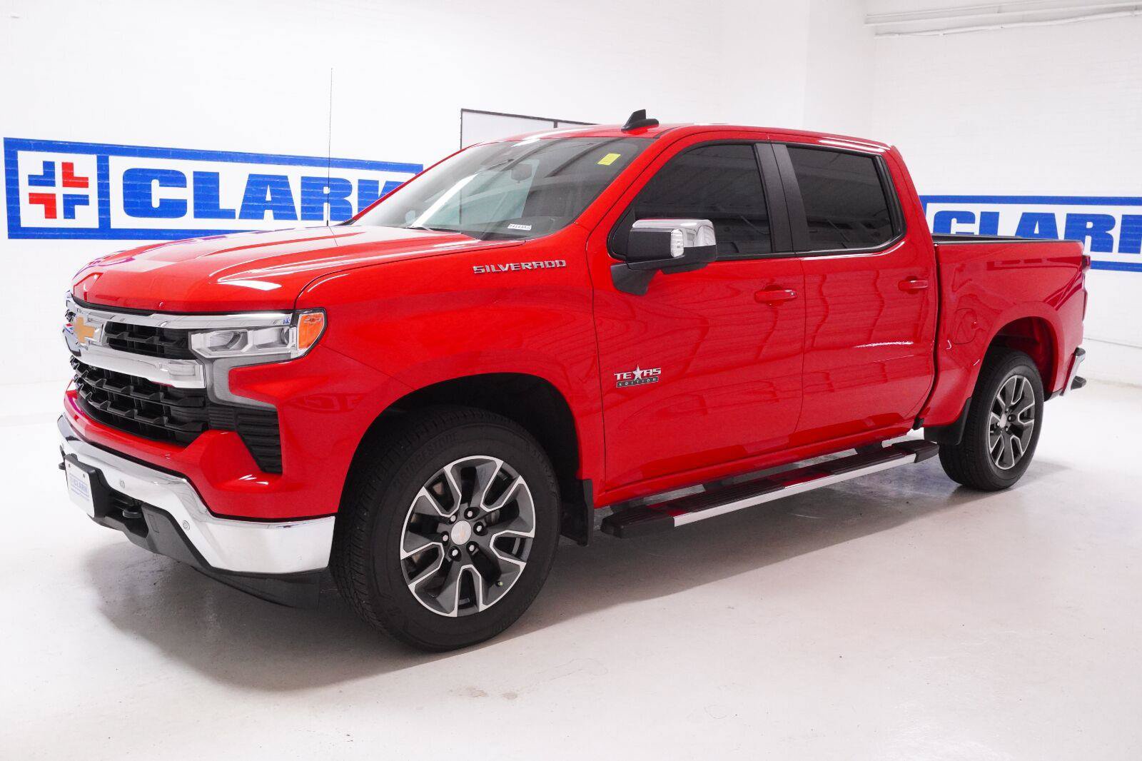 Used 2025 Chevrolet Silverado 1500 LT w/ Texas Edition Plus RWD image 33