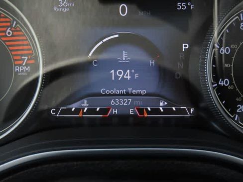 Used 2019 Jeep Cherokee Limited AWD/4WD image 27