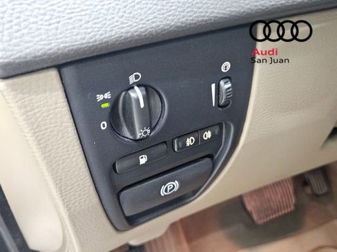 Used 2012 Volvo XC90 3.2 image 24