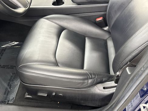 Used 2018 Tesla Model 3 Long Range RWD image 25