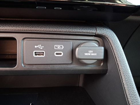 Certified 2025 Honda Pilot EX-L image 27
