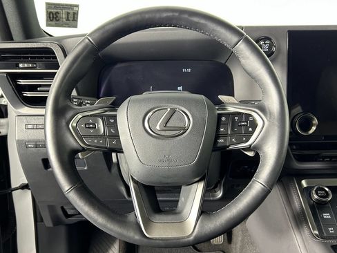 Used 2025 Lexus GX 550 w/ Cold Area Package AWD/4WD image 31