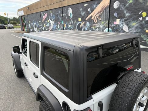 Used 2021 Jeep Wrangler Unlimited Sport AWD/4WD image 71