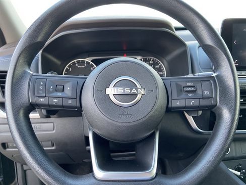 Used 2023 Nissan Rogue S FWD image 35