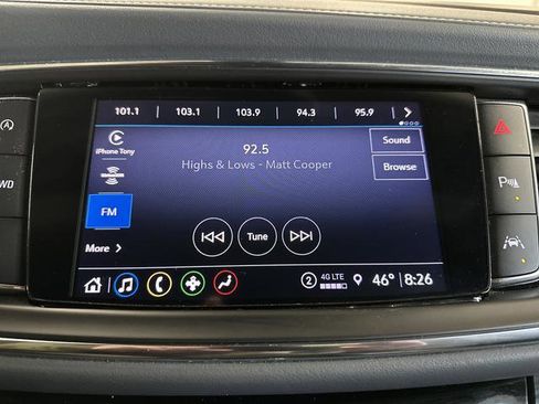 Used 2022 Buick Enclave Essence image 17