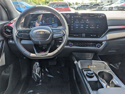 Used 2026 Chevrolet Equinox RS w/ Safety and Technology Package AWD/4WD image 17