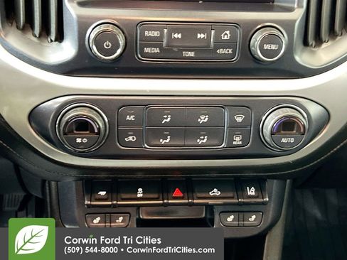 Used 2017 GMC Canyon SLT image 7