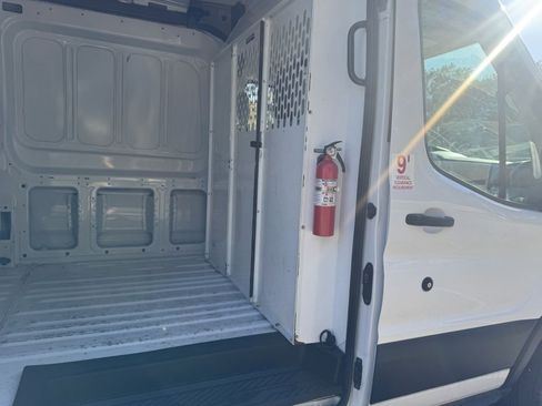 Used 2019 Ford Transit 150 148 Medium Roof image 7