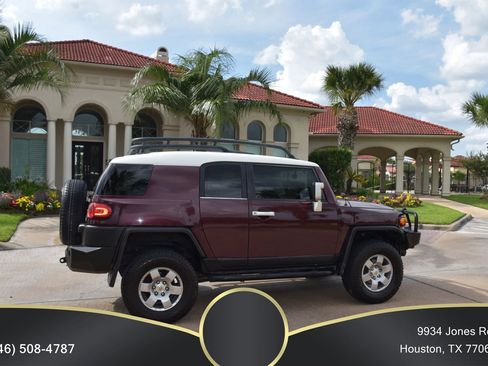 Used 2007 Toyota FJ Cruiser 4WD image 10