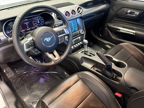 Used 2020 Ford Mustang GT Premium RWD image 7