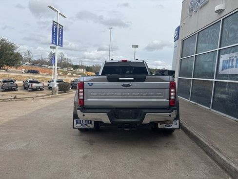 Used 2022 Ford F350 Lariat w/ Lariat Value Package image 6