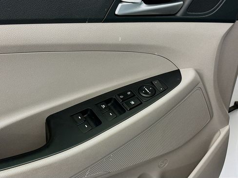 Used 2019 Hyundai Tucson Value image 15