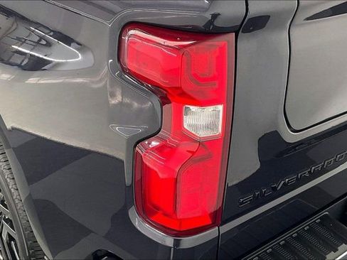 Used 2024 Chevrolet Silverado 1500 LTZ w/ LTZ Convenience Package II AWD/4WD image 29