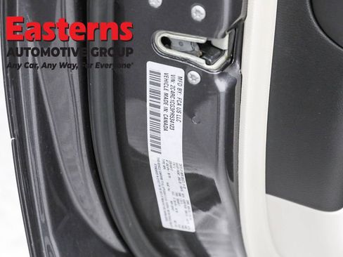 Used 2023 Chrysler Voyager LX FWD image 35