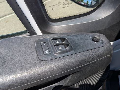 Used 2023 RAM ProMaster 2500 FWD image 15