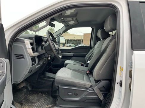 Used 2024 Ford F250 XLT w/ FX4 Off-Road Package image 13