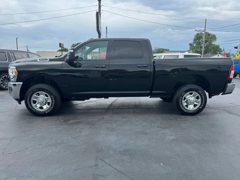 Used 2024 RAM 3500 Tradesman w/ Chrome Appearance Group AWD/4WD image 2