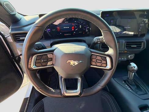 Certified 2024 Ford Mustang Coupe image 12