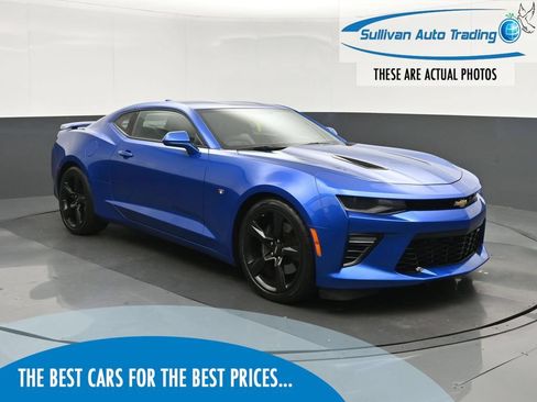 Used 2018 Chevrolet Camaro SS RWD image 1