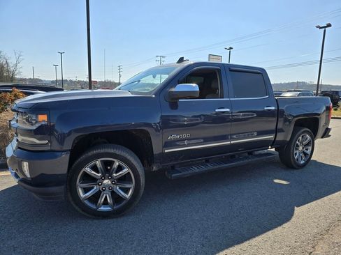 Used 2018 Chevrolet Silverado 1500 LTZ Z71 w/ Centennial Edition image 2