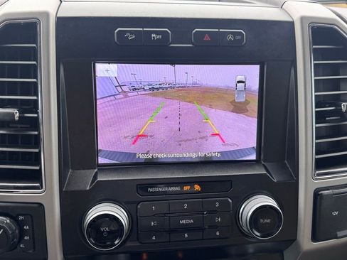 Used 2019 Ford F150 Lariat w/ Equipment Group 502A Luxury image 30