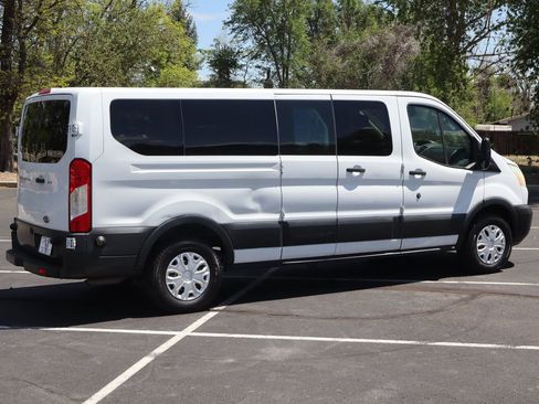 Used 2015 Ford Transit 350 XLT RWD image 4