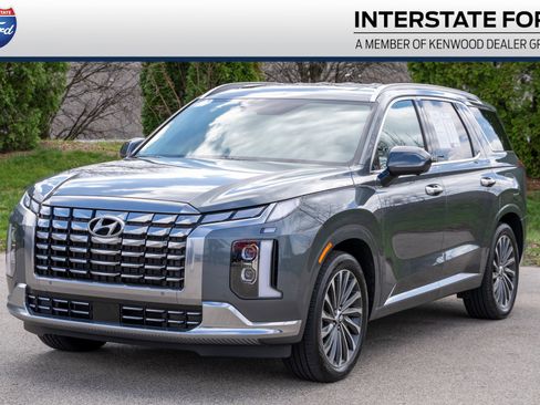 Used 2024 Hyundai Palisade Calligraphy image 1