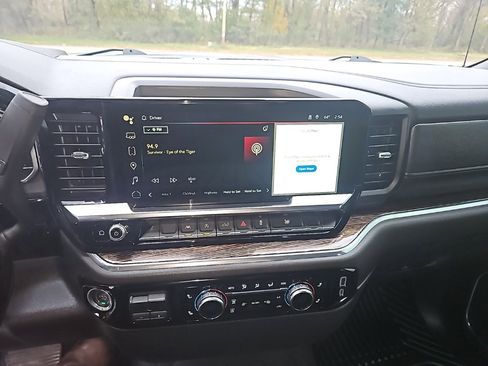 Used 2024 GMC Sierra 1500 Elevation image 19