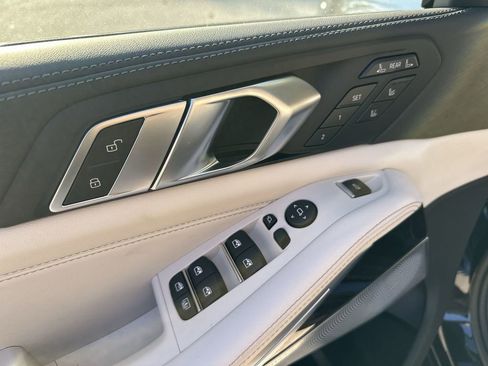 New 2026 BMW X7 M60i image 15