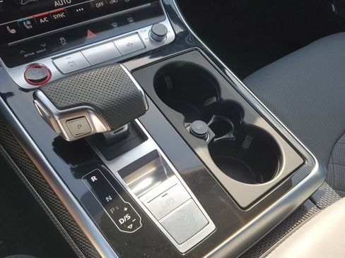 Used 2023 Audi SQ8 Premium Plus AWD/4WD image 29