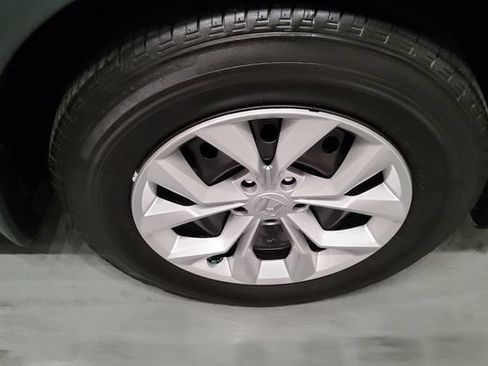 Used 2024 Honda CR-V LX image 35