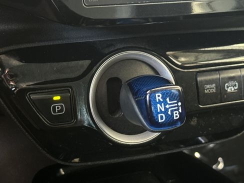 Certified 2022 Toyota Prius Prime XLE FWD image 20