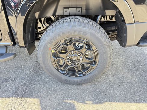 New 2025 Ford Ranger XLT w/ FX4 Off-Road Package image 29