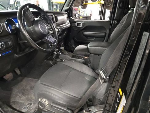 Used 2023 Jeep Wrangler Unlimited w/ Cold Weather Group AWD/4WD image 14