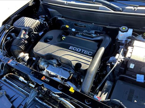 Used 2022 Chevrolet Equinox LT image 35