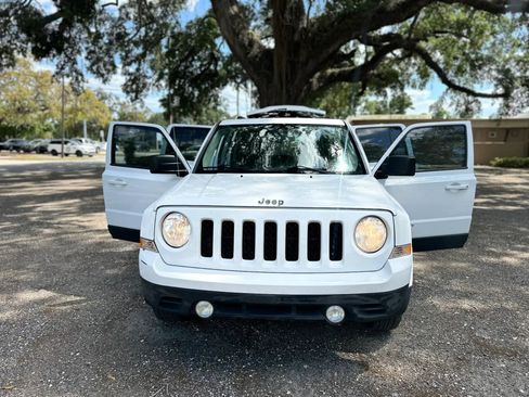 Used 2015 Jeep Patriot High Altitude image 2