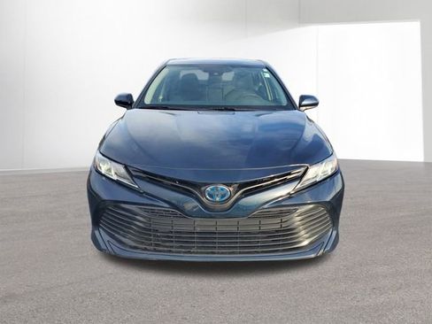 Used 2020 Toyota Camry LE image 16