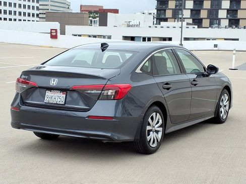 Used 2023 Honda Civic LX image 4
