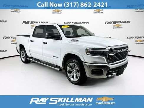 Used 2025 RAM 1500 Big Horn AWD/4WD image 1