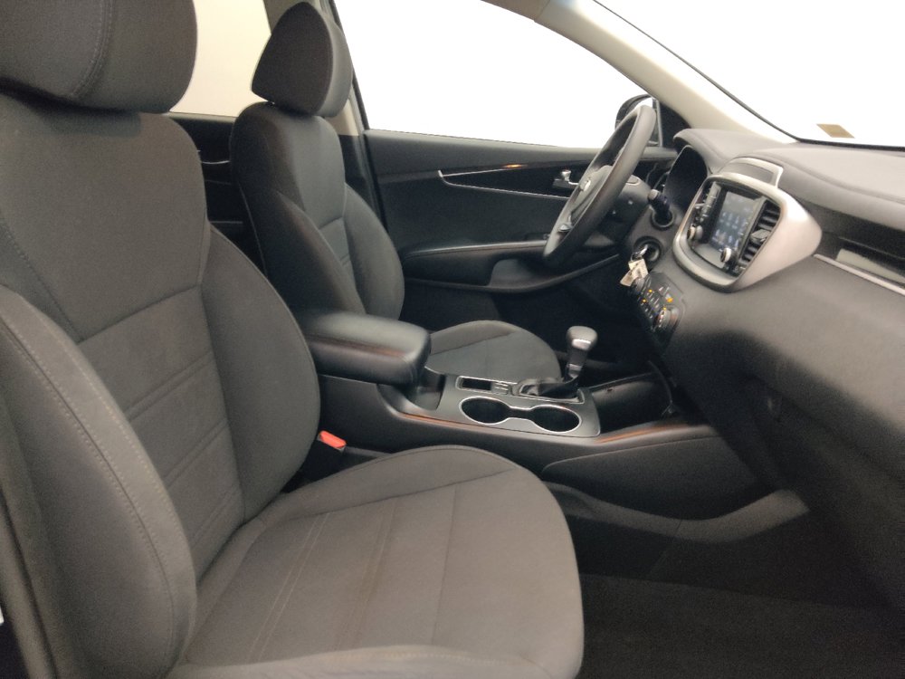 Used 2019 Kia Sorento L FWD image 21