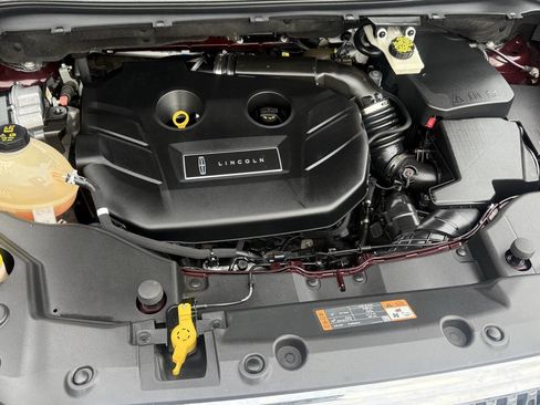 Used 2019 Lincoln MKC Select image 17