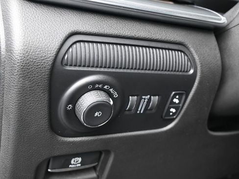 Used 2022 Jeep Wagoneer Series II image 15