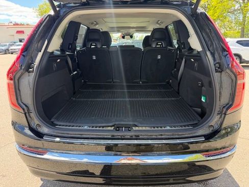 Used 2026 Volvo XC90 B6 Plus w/ Protection Package Premier AWD/4WD image 12