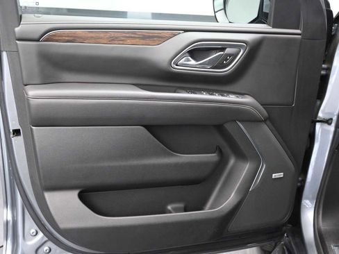 Used 2021 Chevrolet Tahoe Premier AWD/4WD image 6
