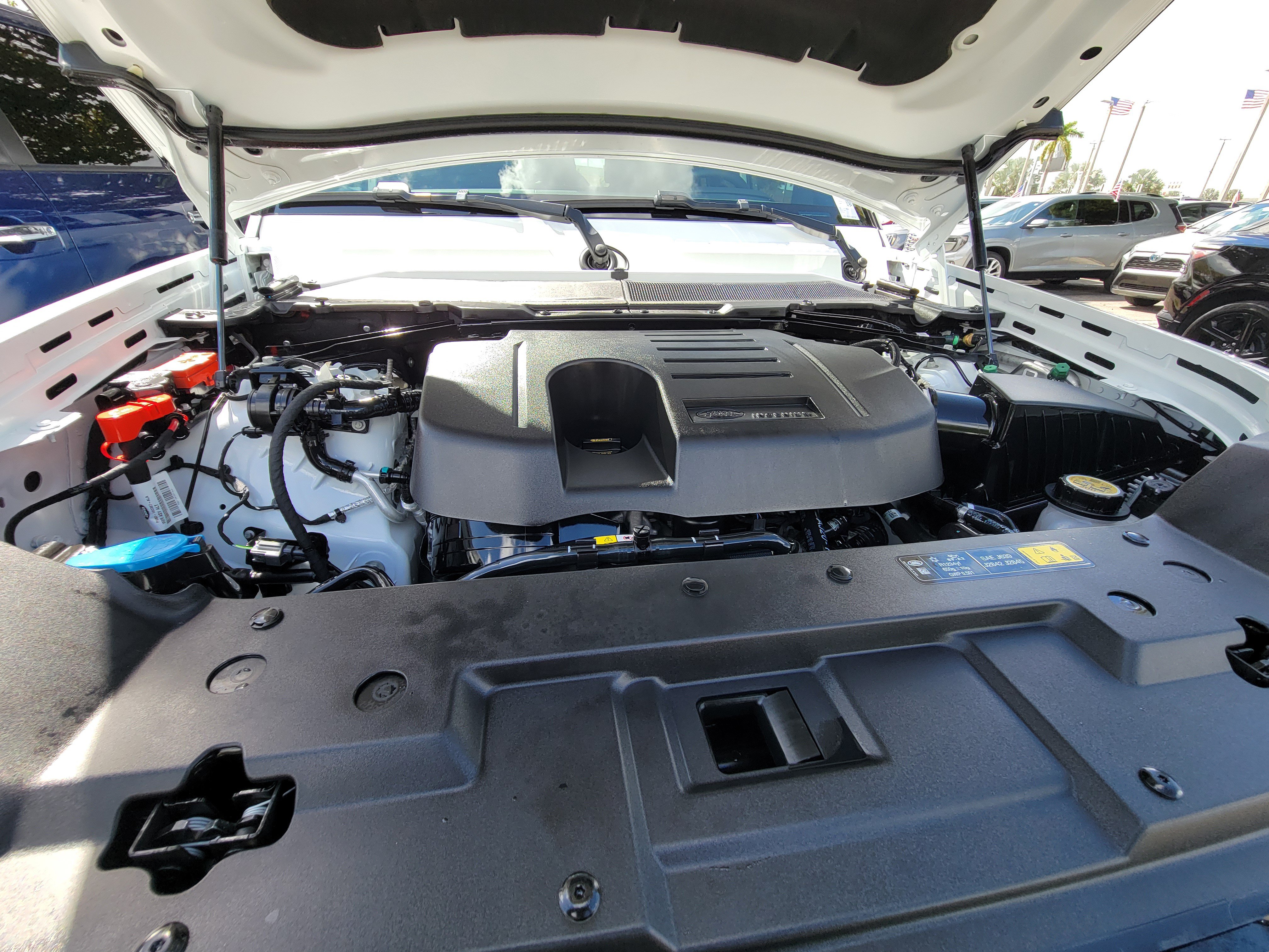 Used 2025 Land Rover Defender 110 S AWD/4WD image 26